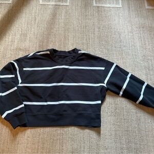 Lululemon Black and White Striped Cropped Sweatshirt Size Medium